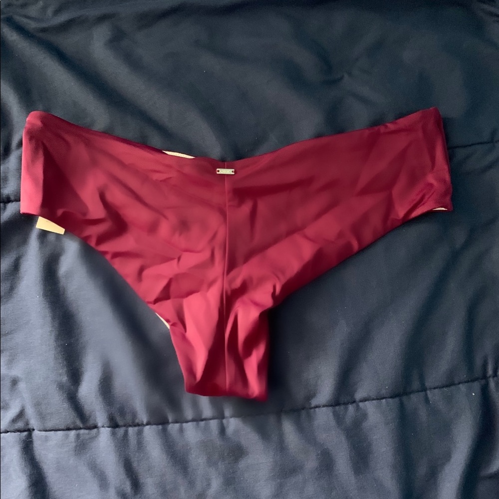 High rise / high leg burgundy bikini
